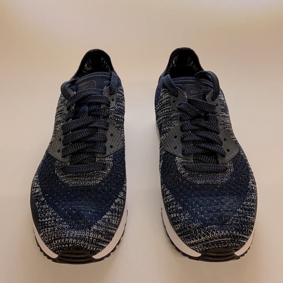 *Host Pick* Nike Air Max 90 Ultra 2.0 Flyknit College Navy (875943-401) - Picture 2 of 9